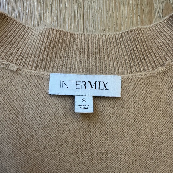 V-Neck Cashmere Sweater szS Camel INTERMIX Elroy Mint cond Old Money PriceFirm - Picture 4 of 7